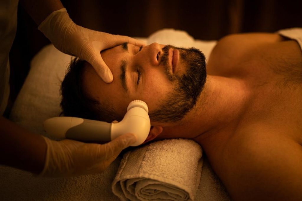 exfoliacion facial hombre